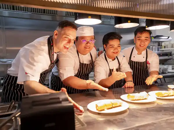 Qantas Introduces New Dishes To the Singapore Lounges
